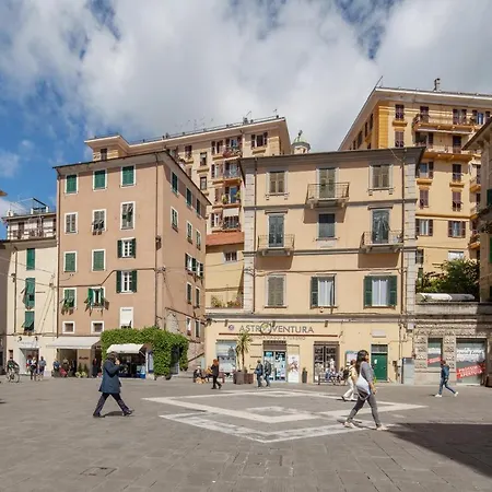 Vicolo Apartment, 2bdr, 2,5 Bth, Aircondo, Pedestrian Centre, Private Parking 600mt Far, Easy To Train And Ferries, Life * La Spezia